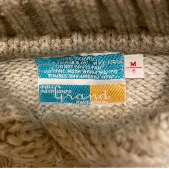 Grand Knitwear Sweater button down‎ oat​ NWT - Picture 13 of 15
